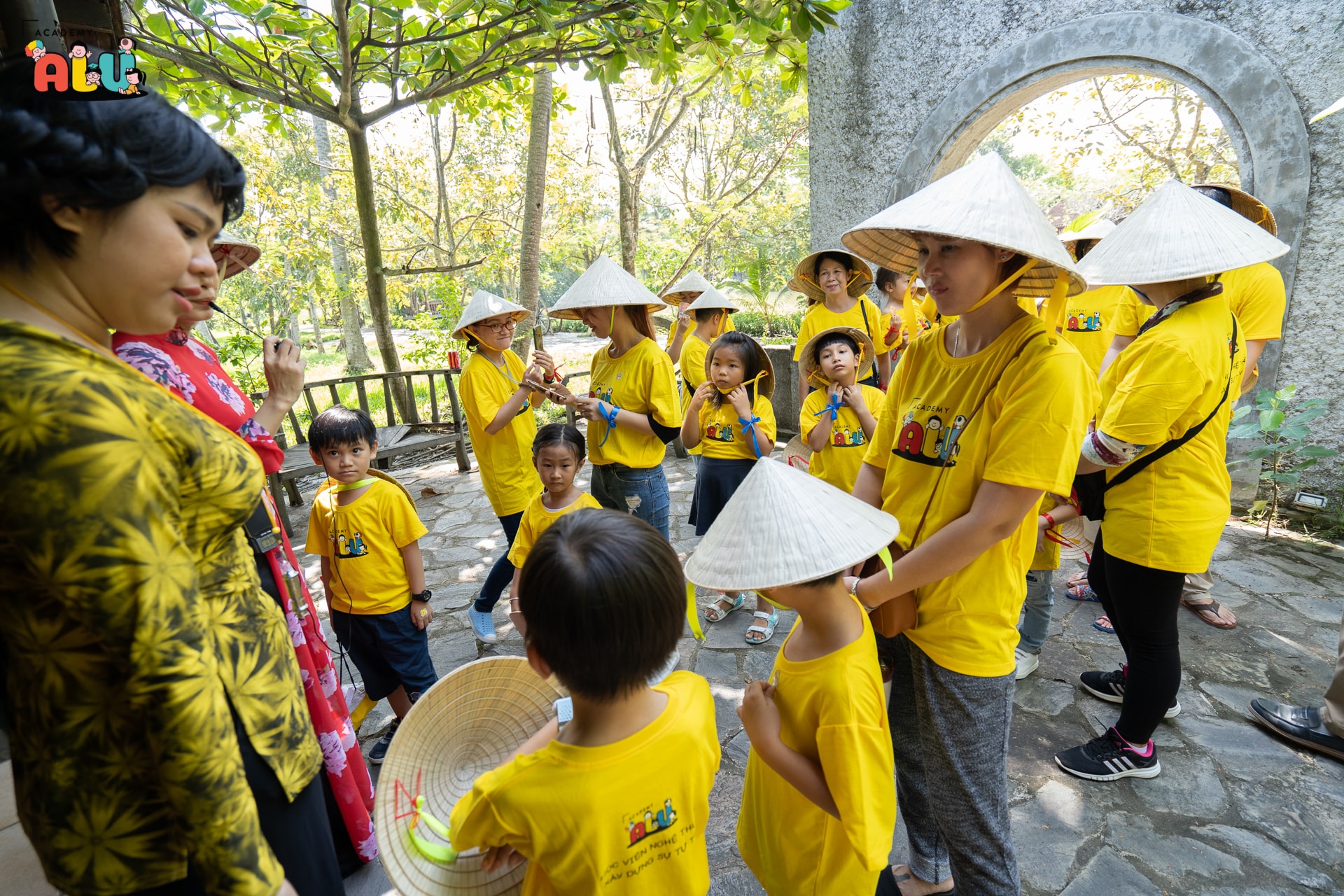 noi giong lac hong 02