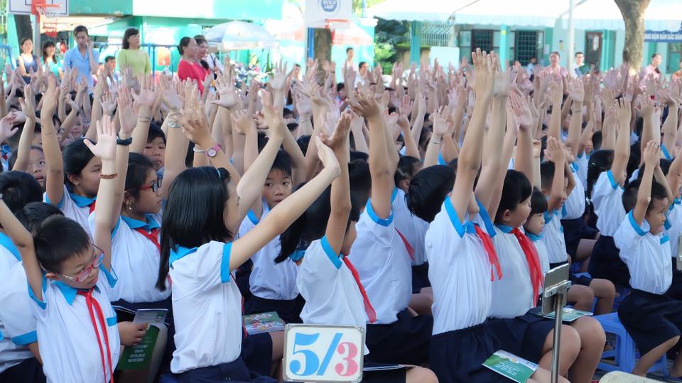 chuoi su kien cung ban den truong 06