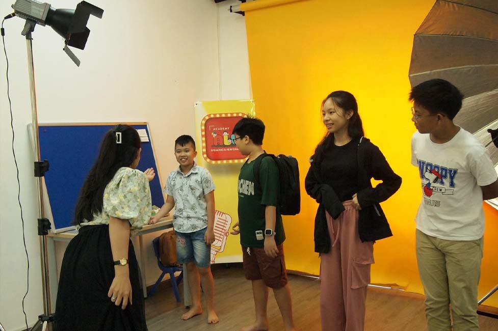 Chào hè với lớp MC PRO tại học viên ALU