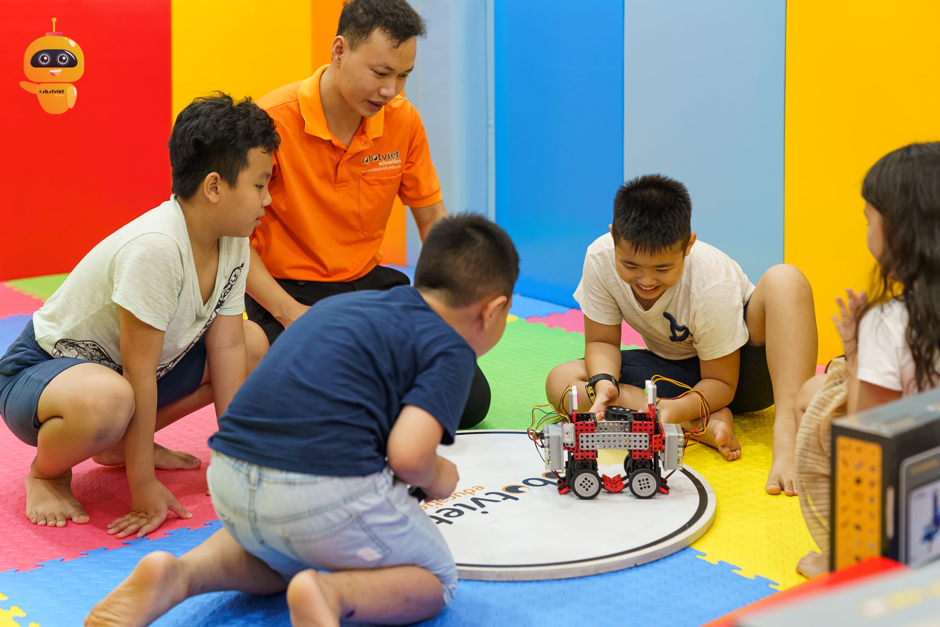 robotviet trai nghiem 1