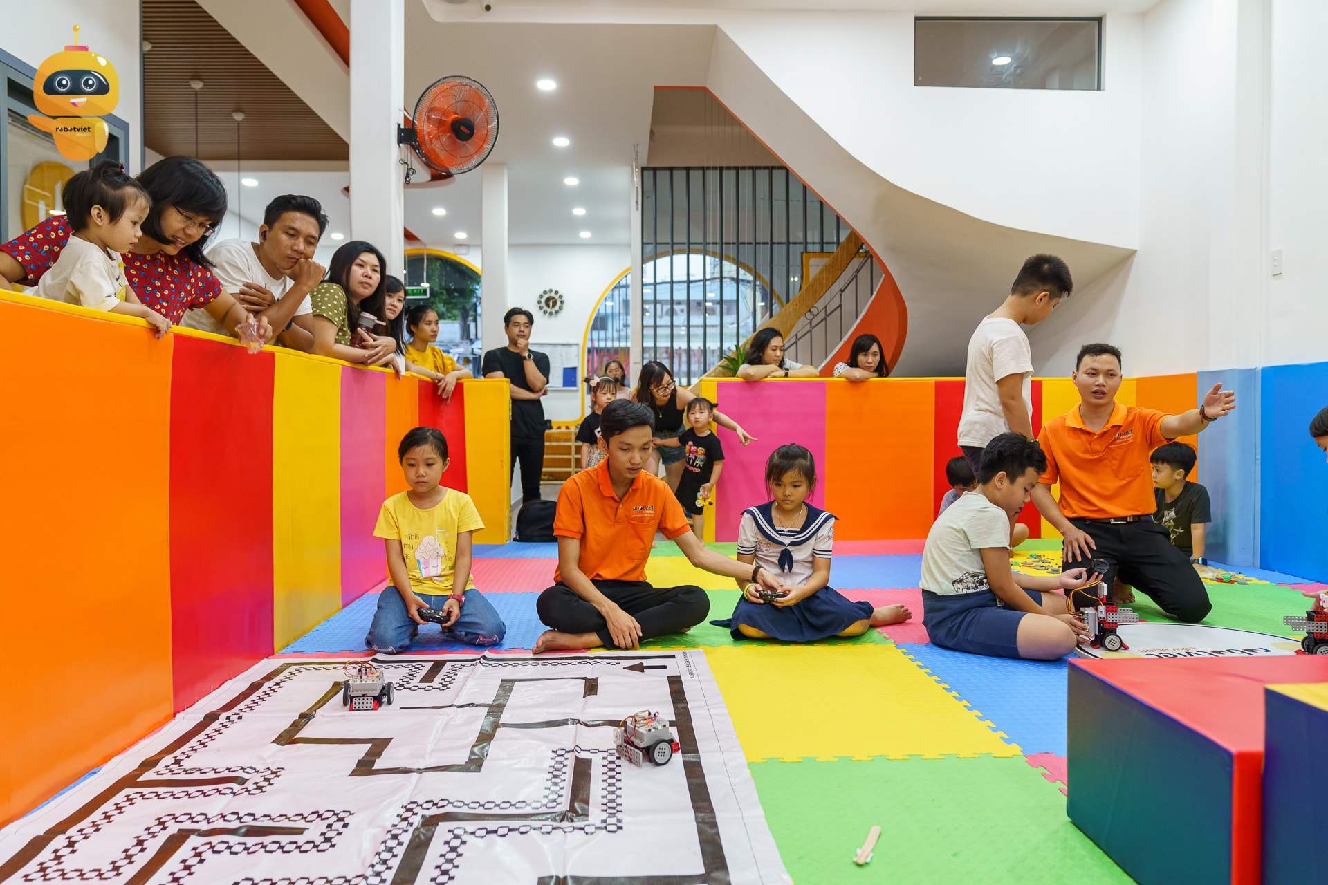 robotviet trai nghiem 1